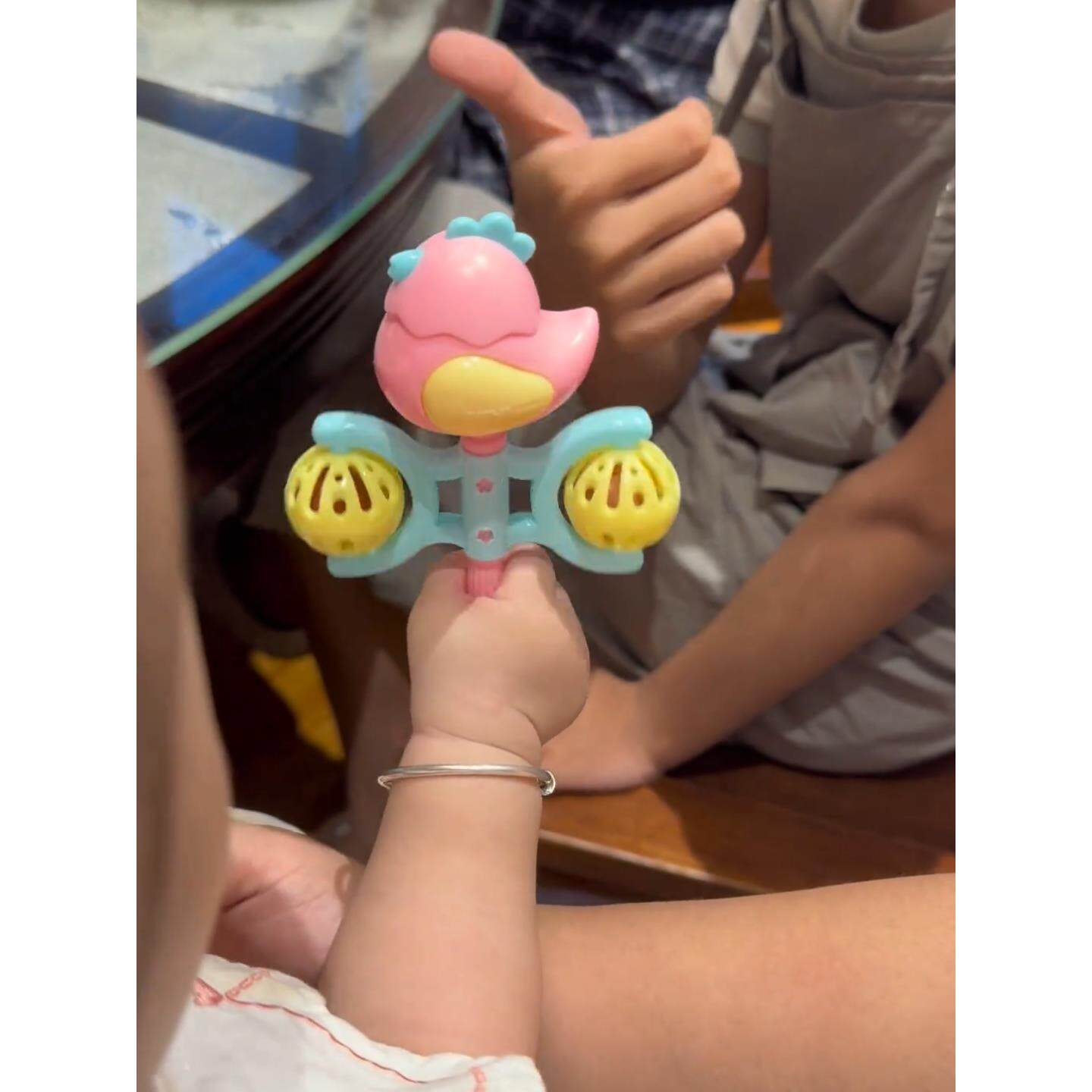 小鸡摇铃婴儿玩具新生宝宝开发智力早教抓握安抚手摇铃玩具0-1岁