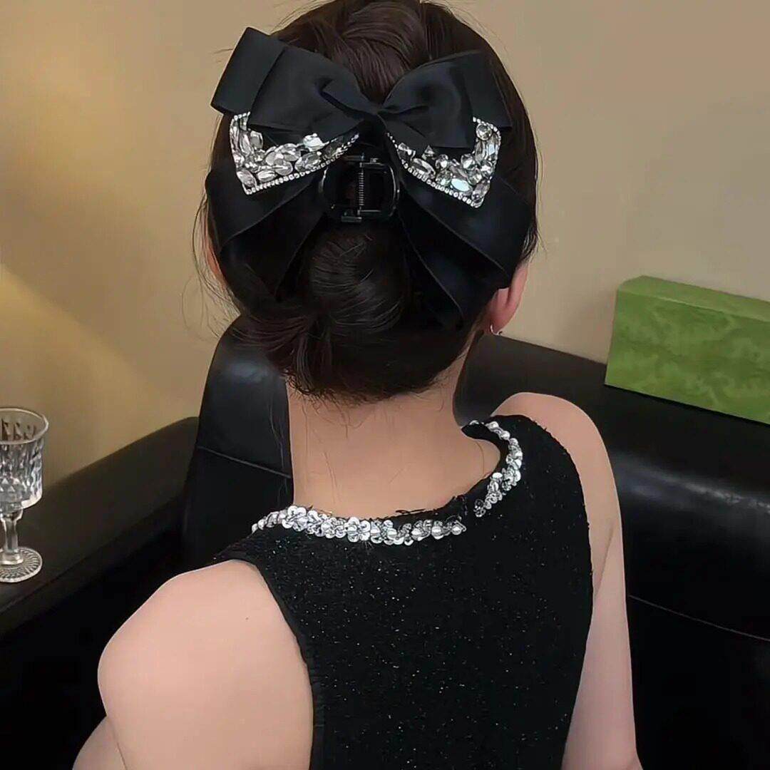 高感黑色闪钻多鲨XZV层蝴蝶卡结抓夹时尚轻奢后脑袋盘发级鱼夹发S