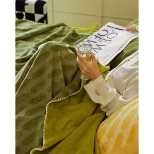 立体剪花毛毯午休毯盖毯子卧室沙发休闲毯珊瑚绒法兰绒绿色办公室