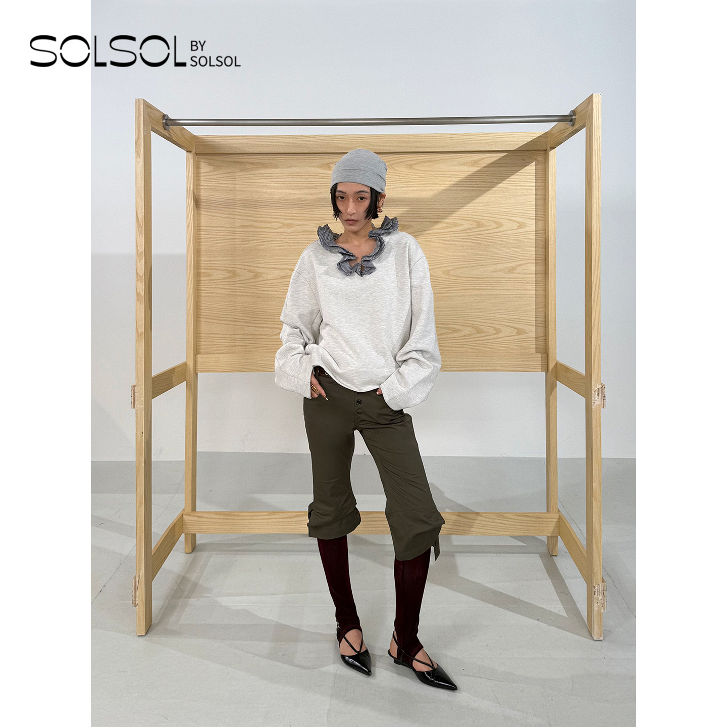 YCH 设计师品牌 25早秋新品 叠层花边领卫衣 SOLSOL