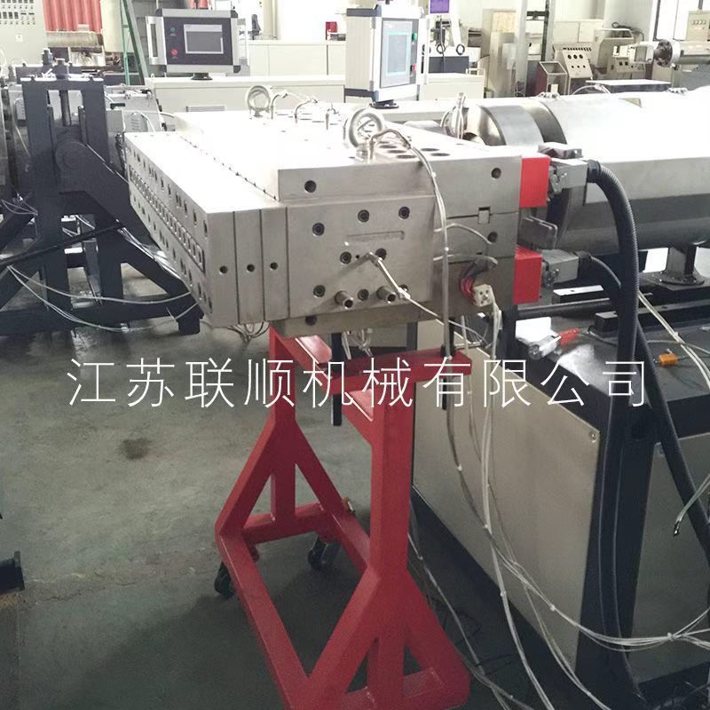 PP/PE/PVC木塑板材生产线PVC塑料设备PE管材挤出型材挤出机生产线