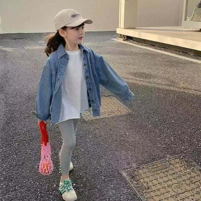 女童牛仔衬衣春秋2025新款韩版中长款衬衣儿童时尚春秋薄款外套潮