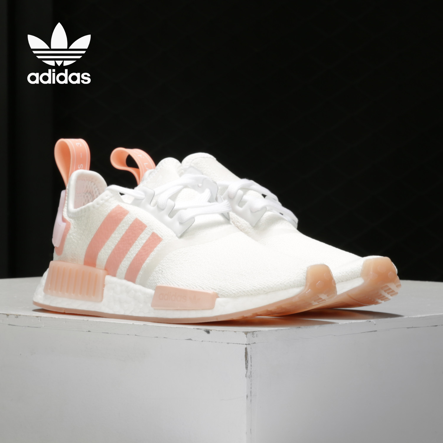 阿迪达斯男女缓震经典运动鞋