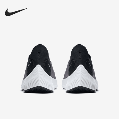 耐克女子舒适缓震运动鞋