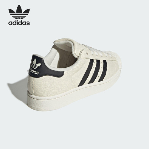 Adidas/阿迪达斯正品三叶草女士时尚耐磨轻便休闲板鞋JS4013