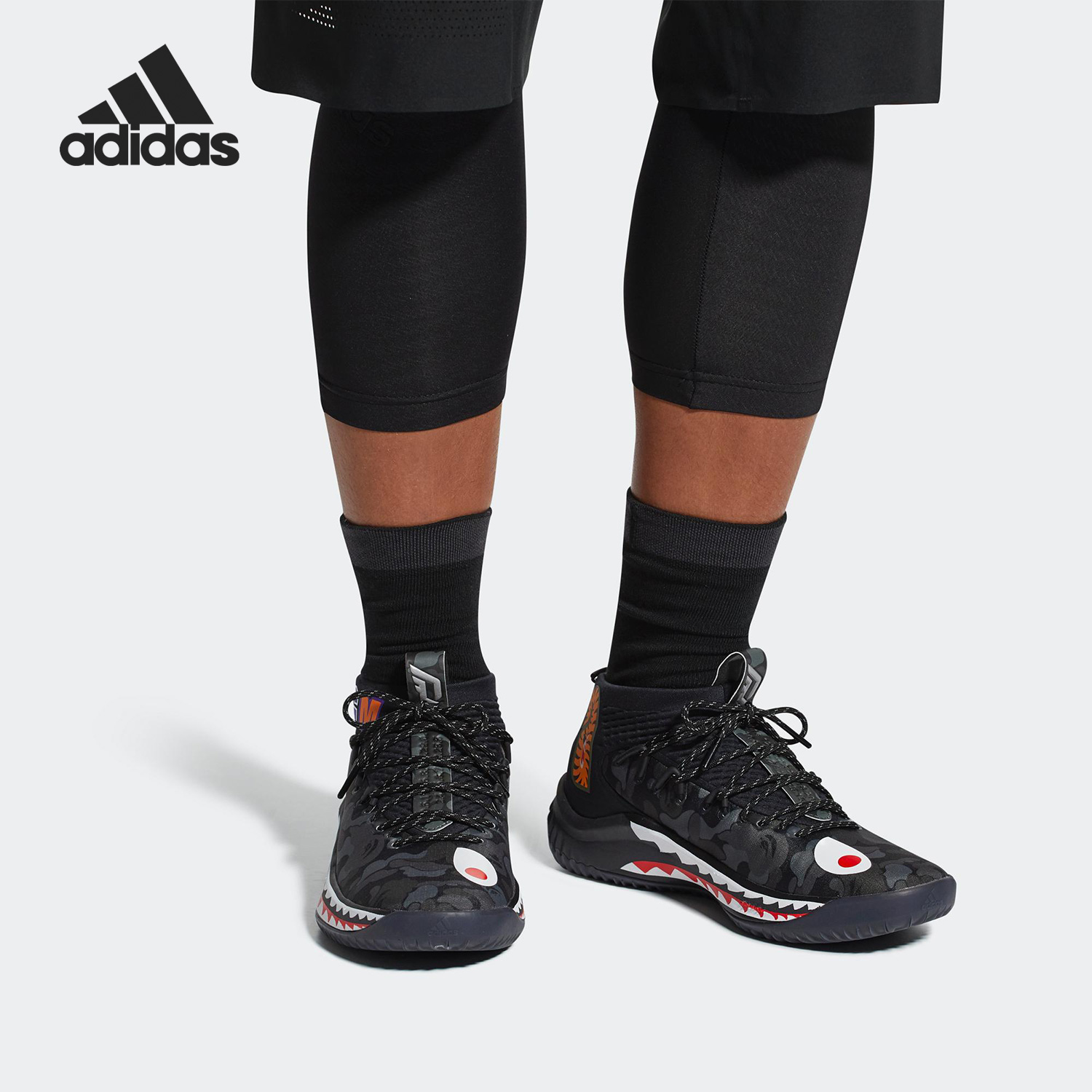 Adidas/阿迪达斯 正品男女同款防滑耐磨透气中帮篮球鞋AP9975