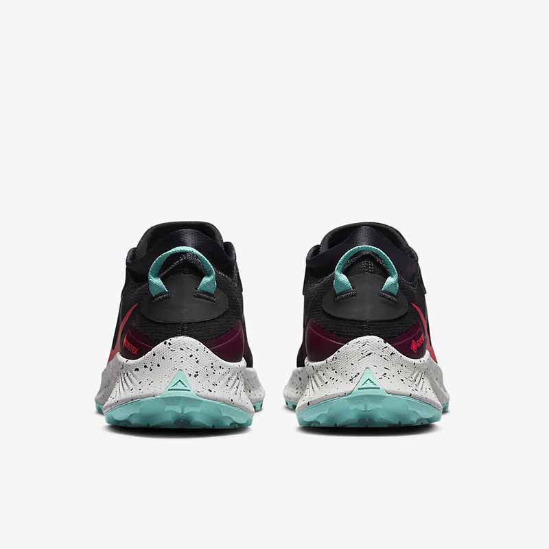 耐克PEGASUSTRAIL3女子跑步鞋