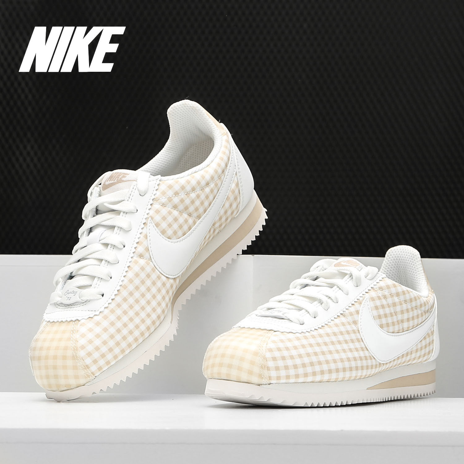Nike/耐克正品 CLASSIC CORTEZ QS 男女运动跑步鞋 BV4890