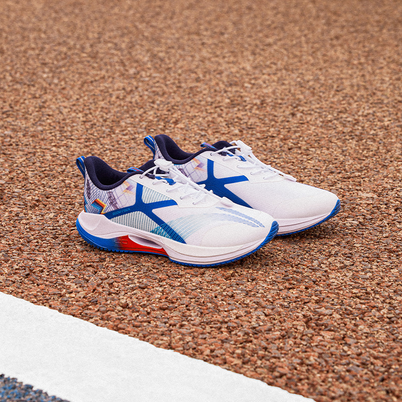 Lining/李宁正品秋季新款儿童透气耐磨低帮跑步鞋YKFT046