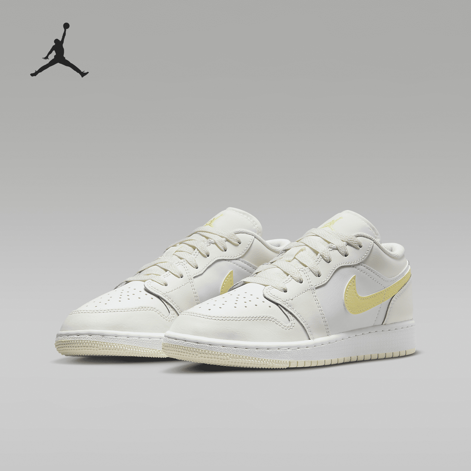 Nike/耐克正品Air Jordan 1 LowGS女子大童运动鞋FV8486-181