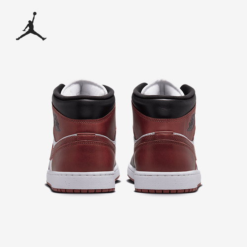 Nike/耐克正品JORDAN男士经典拼接户外训练篮球鞋HF3216-102