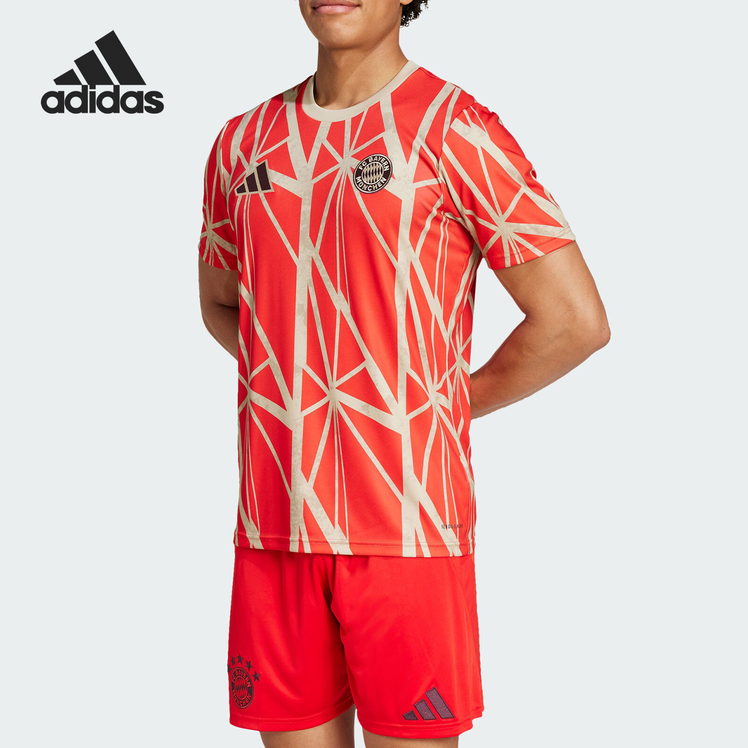 Adidas/阿迪达斯正品拜仁男士足球热身运动短袖球衣JD8335