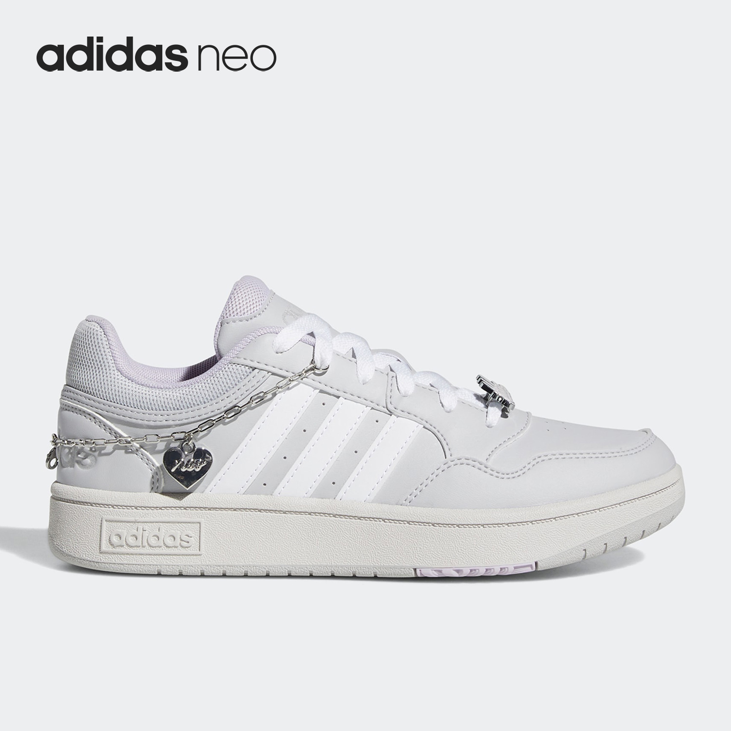 阿迪达斯男女款运动板鞋