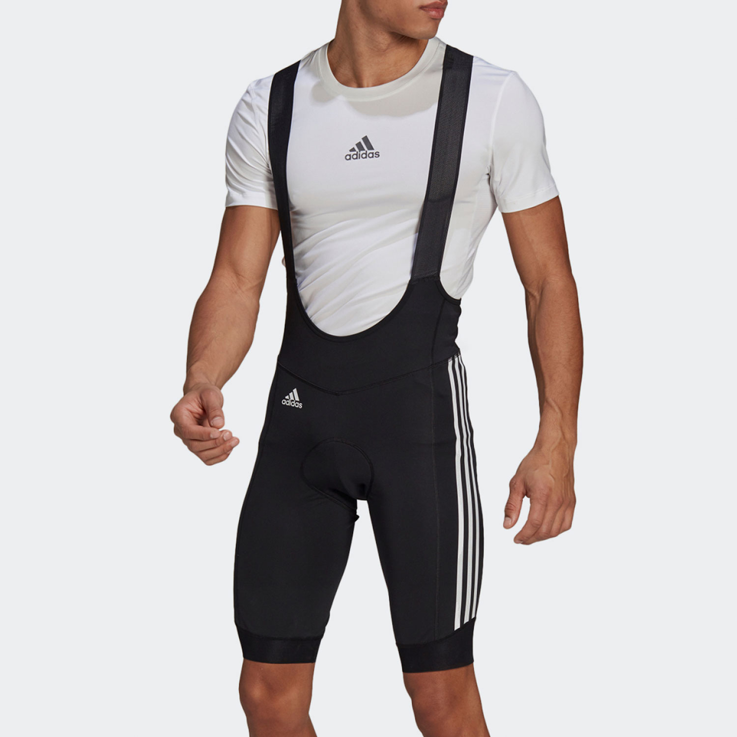 Adidas/阿迪达斯正品年夏季新款男子休闲透气背带短裤 GP8636