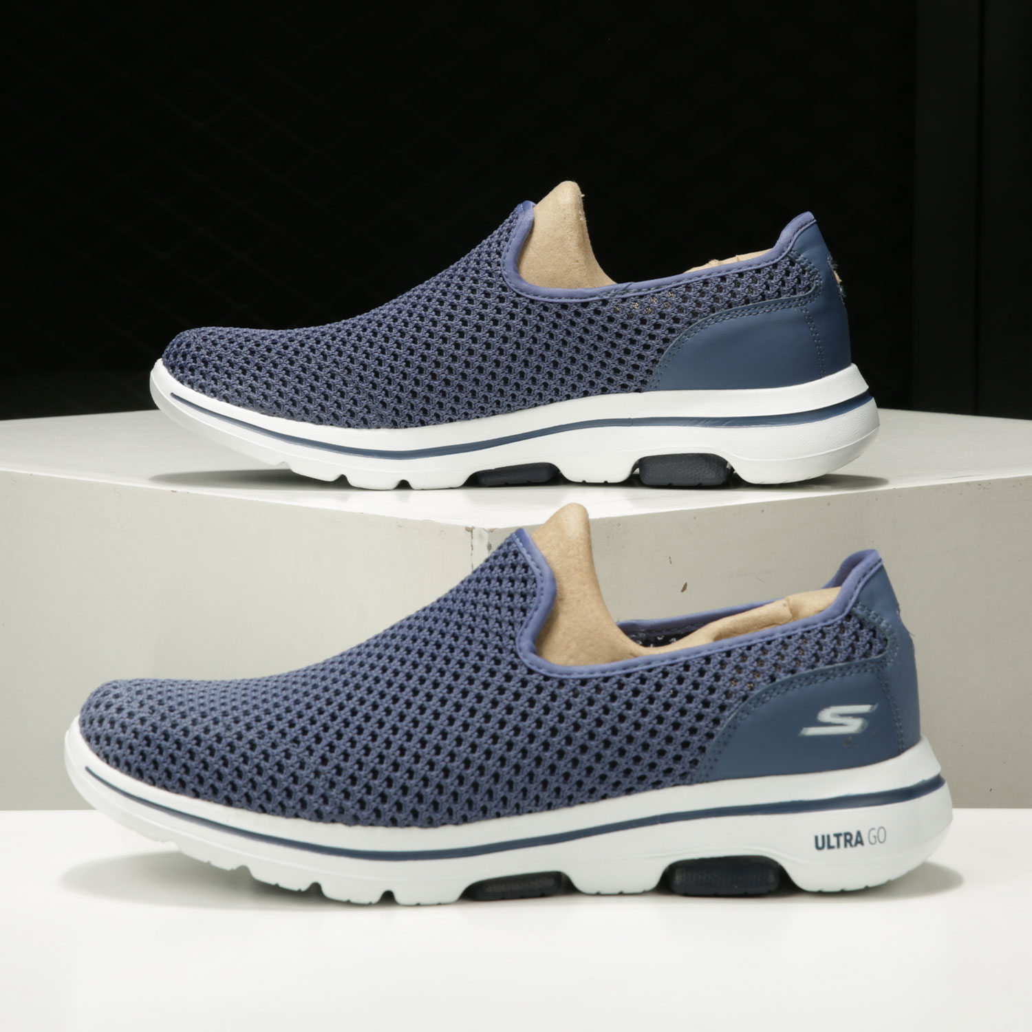 Skechers/斯凯奇正品【GO 系列】当季新款男子运动轻便透气跑步鞋