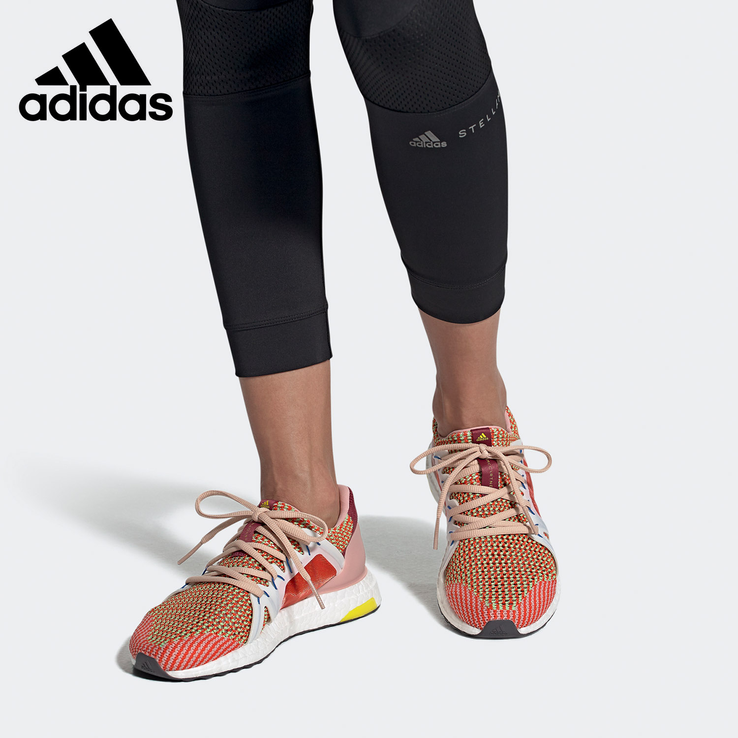 阿迪达斯ULTRABOOST女子跑步鞋