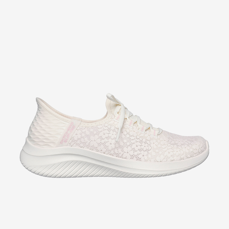 斯凯奇女士健步防滑休闲鞋