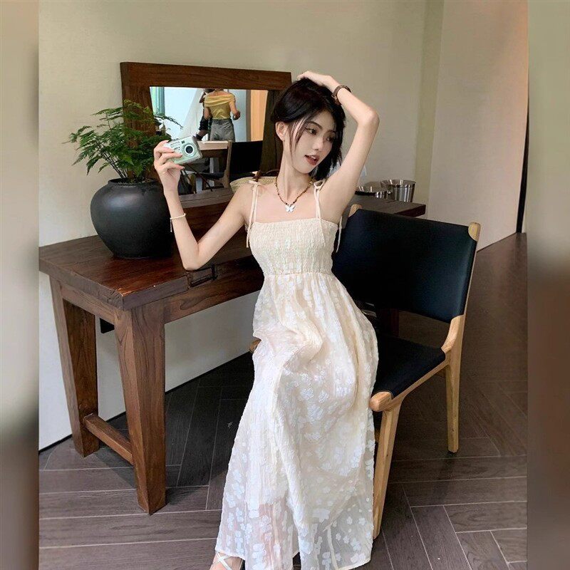法式温柔风提花吊带连衣裙女夏季超仙甜美气质设计感抹胸打底长裙