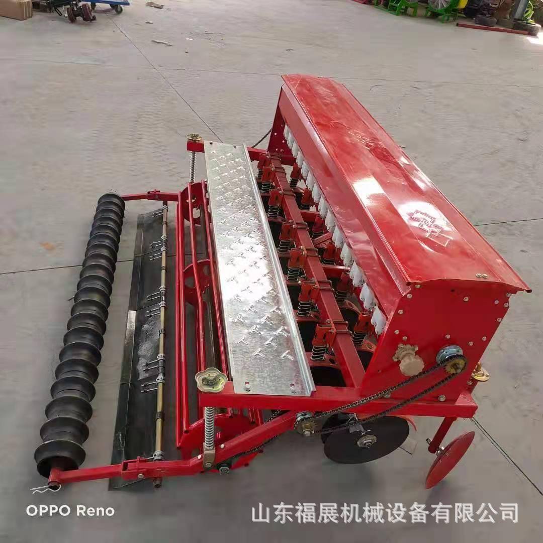 四轮拖拉机带12行小麦播种机播种施肥一体机9-18行麦种条播机