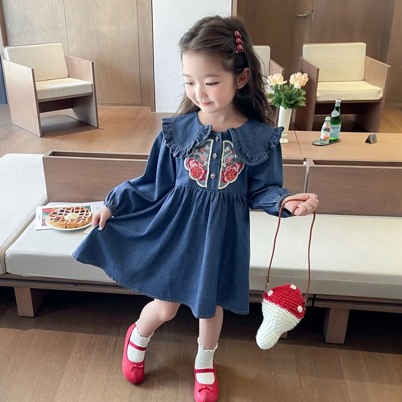 女童牛仔连衣裙春秋款2024新款新秋季中式国风女宝宝裙子儿童秋装