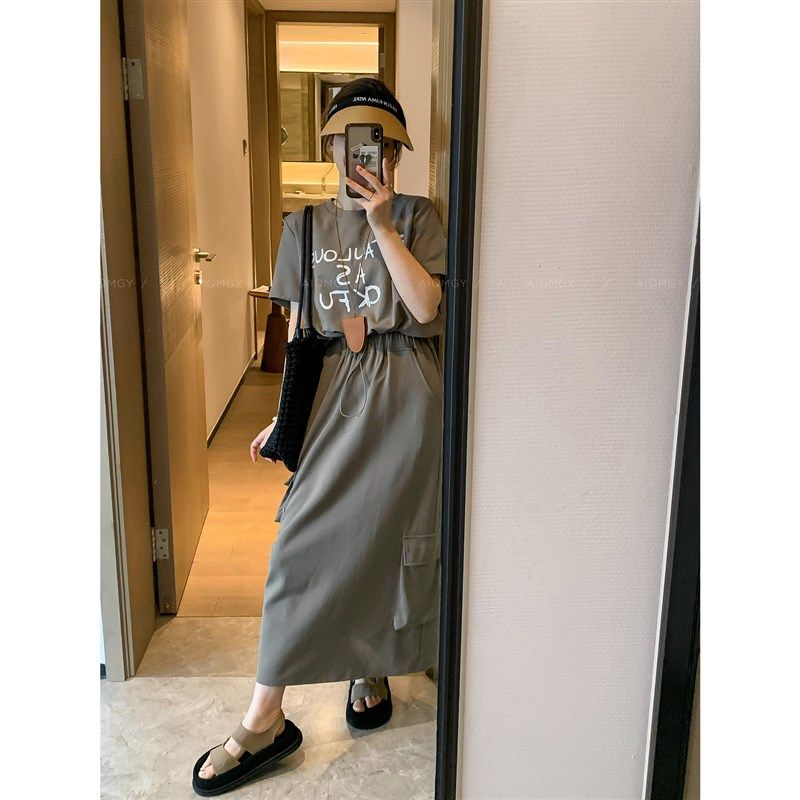 爱情魔鬼鱼 黑色两件套装女2024夏季新款短袖T恤上衣工装裙半身裙,女装/女士精品,时尚套装,淘宝优惠券,粉丝福利购,淘宝优惠卷