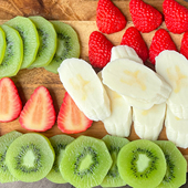 仿真水果片假草莓片奇异果片猕猴桃片香蕉片摄影拍照装 饰道具摆件