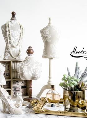 JK慕空间 蕾丝人形木质桌面首饰项炼饰品收纳展示架橱窗摆件道具