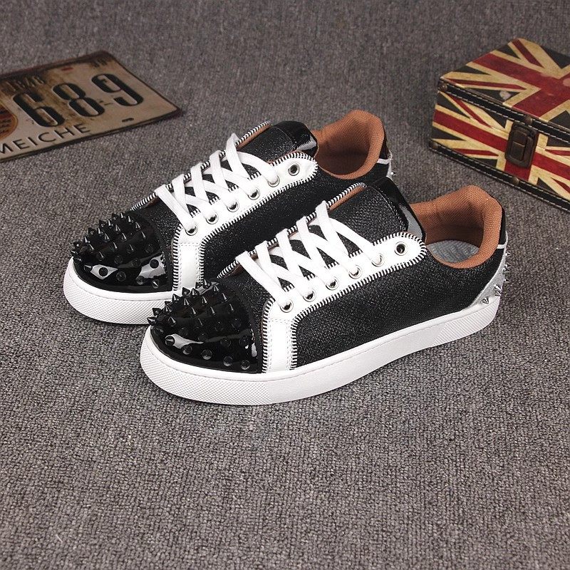 精神小伙男鞋2025春季新款红底鞋轻奢板鞋潮牌铆钉百搭潮流休闲鞋,流行男鞋,休闲板鞋,淘宝优惠券,粉丝福利购,淘宝优惠卷