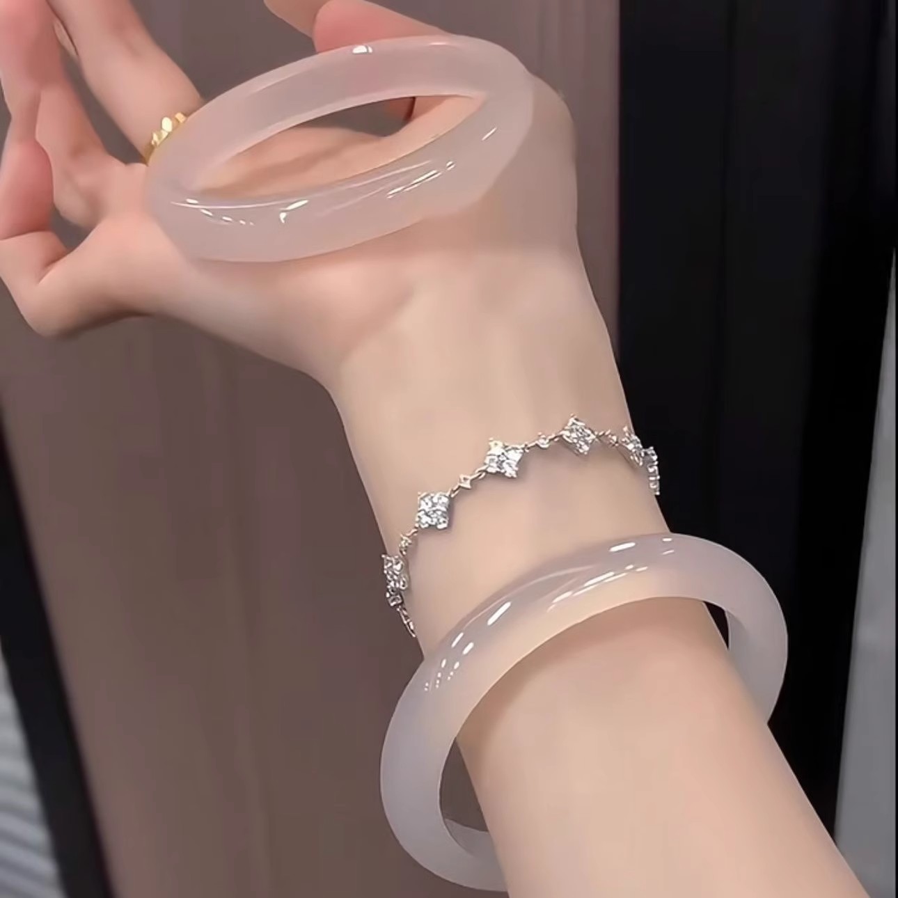 白月光玉髓手镯高冰透荔枝冻玛瑙镯子白月光叮当镯美人条玉镯送人