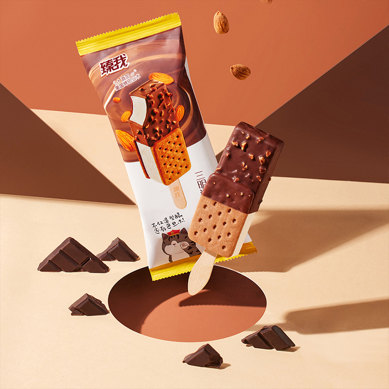 【整箱24支】五丰冰淇淋臻我三明治巧克力70g饼干巧克力雪糕冷饮