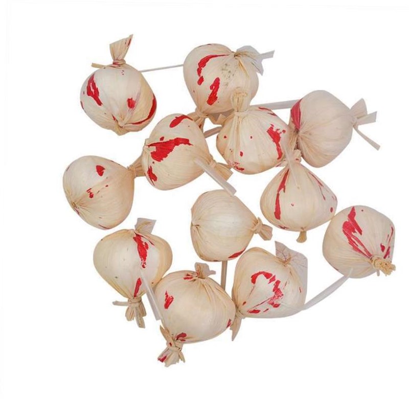 Halloween venue layout props Aanti-vampire garlic hanging je