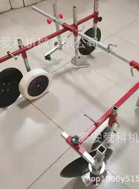 菜盖膜8机 手拉人力铺膜1器 十堰市0-蔬20公分LGK盖地膜机