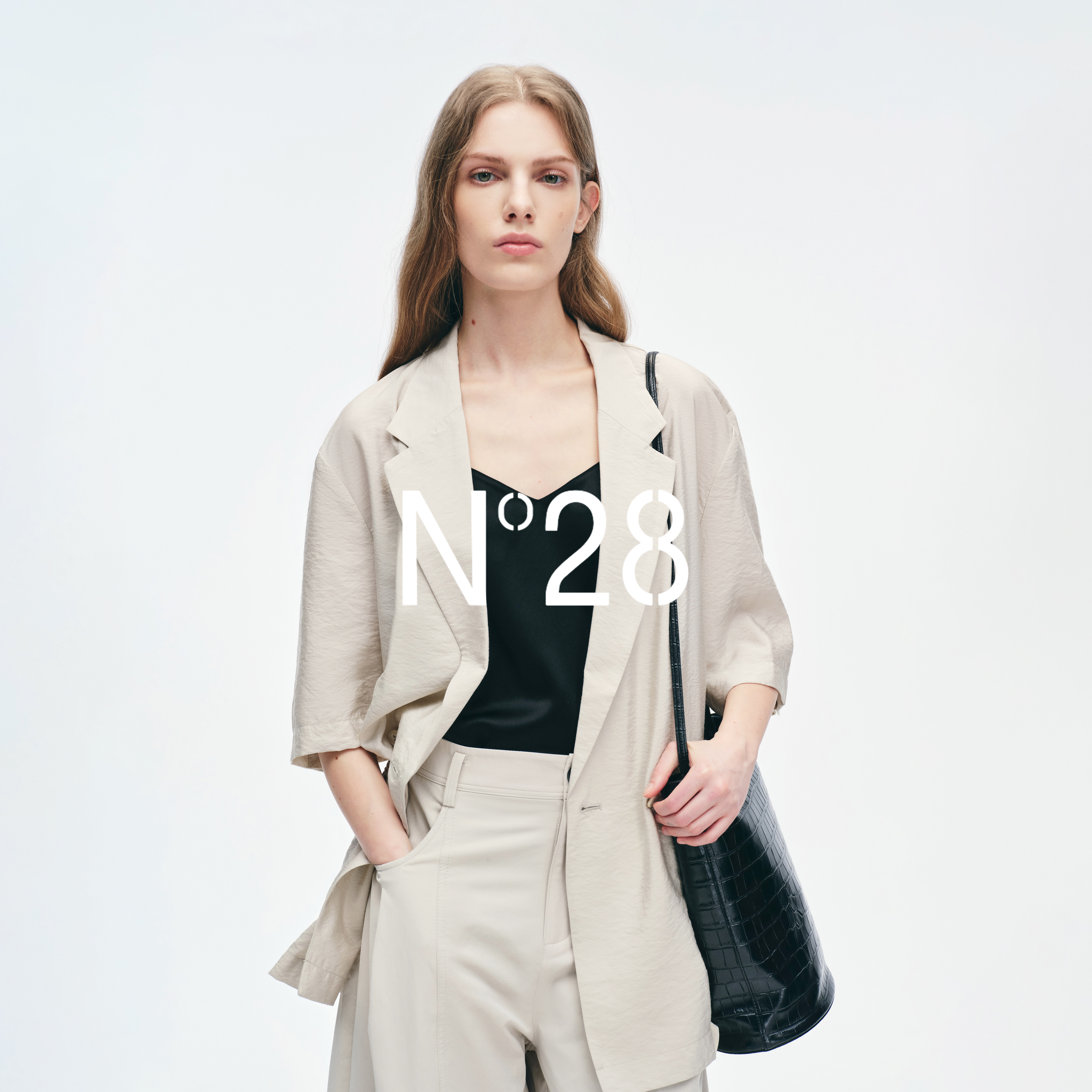 N&deg;28老钱风短袖西装外套女夏季2026新款松弛感通勤五分袖薄上衣