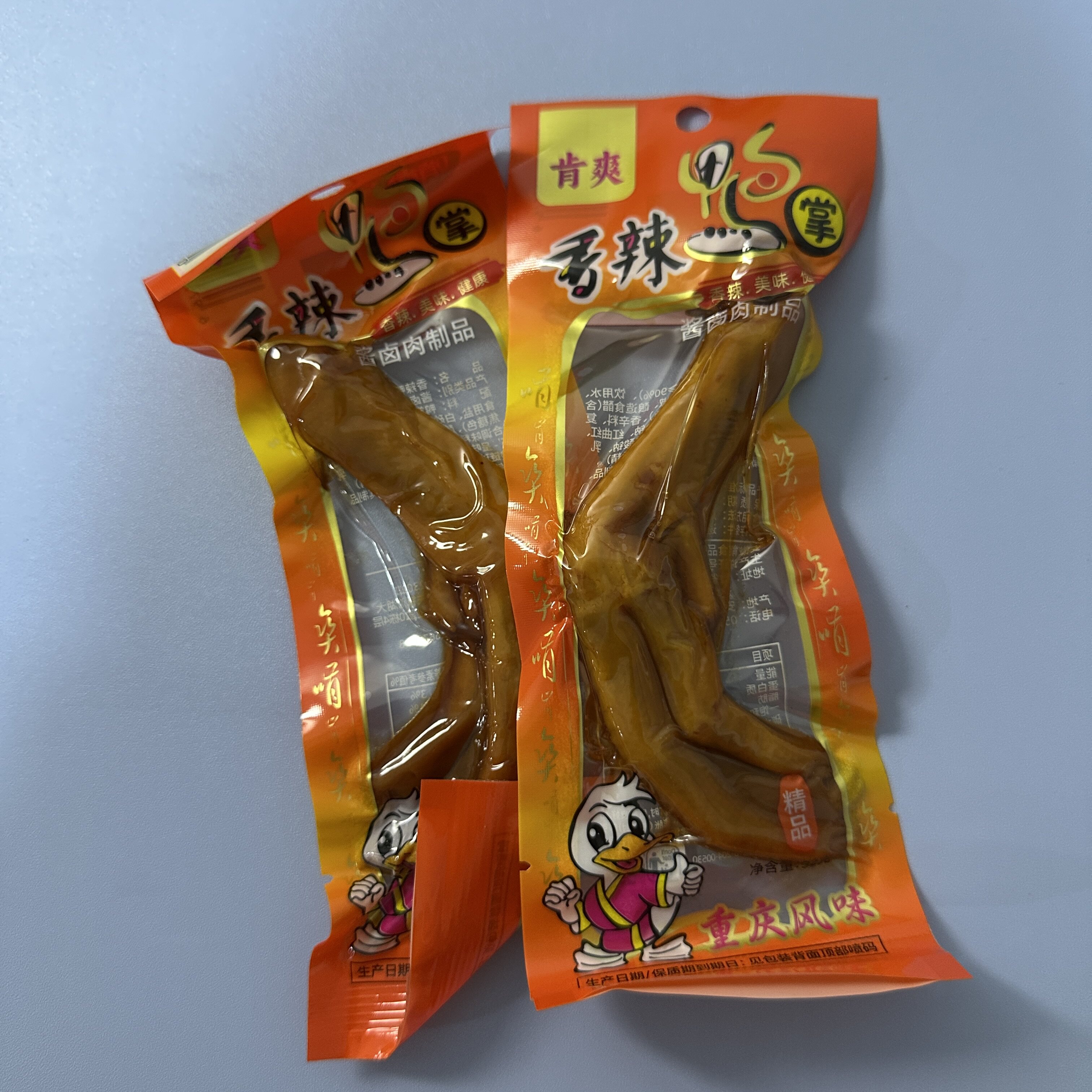 肯爽香辣鸭掌32克美味鸭爪江西抚州香脆超辣鸭肉零食小吃特产