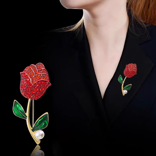 禾奢奢华气质玫瑰花胸针精致合金镶钻珍珠女士西装外套别针配饰品