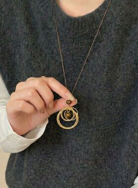 美拉德金色虎眼石长款吊坠项链女款秋冬轻奢高级感毛衣链装饰配饰