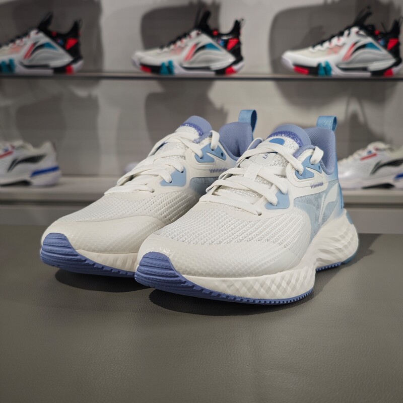 李宁正品春季新款男子时尚百搭舒适透气减震休闲慢跑鞋ARSU111-2