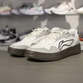 春季 新款 男子轻质百搭舒适防滑软底复古休闲鞋 李宁正品 AGCV177