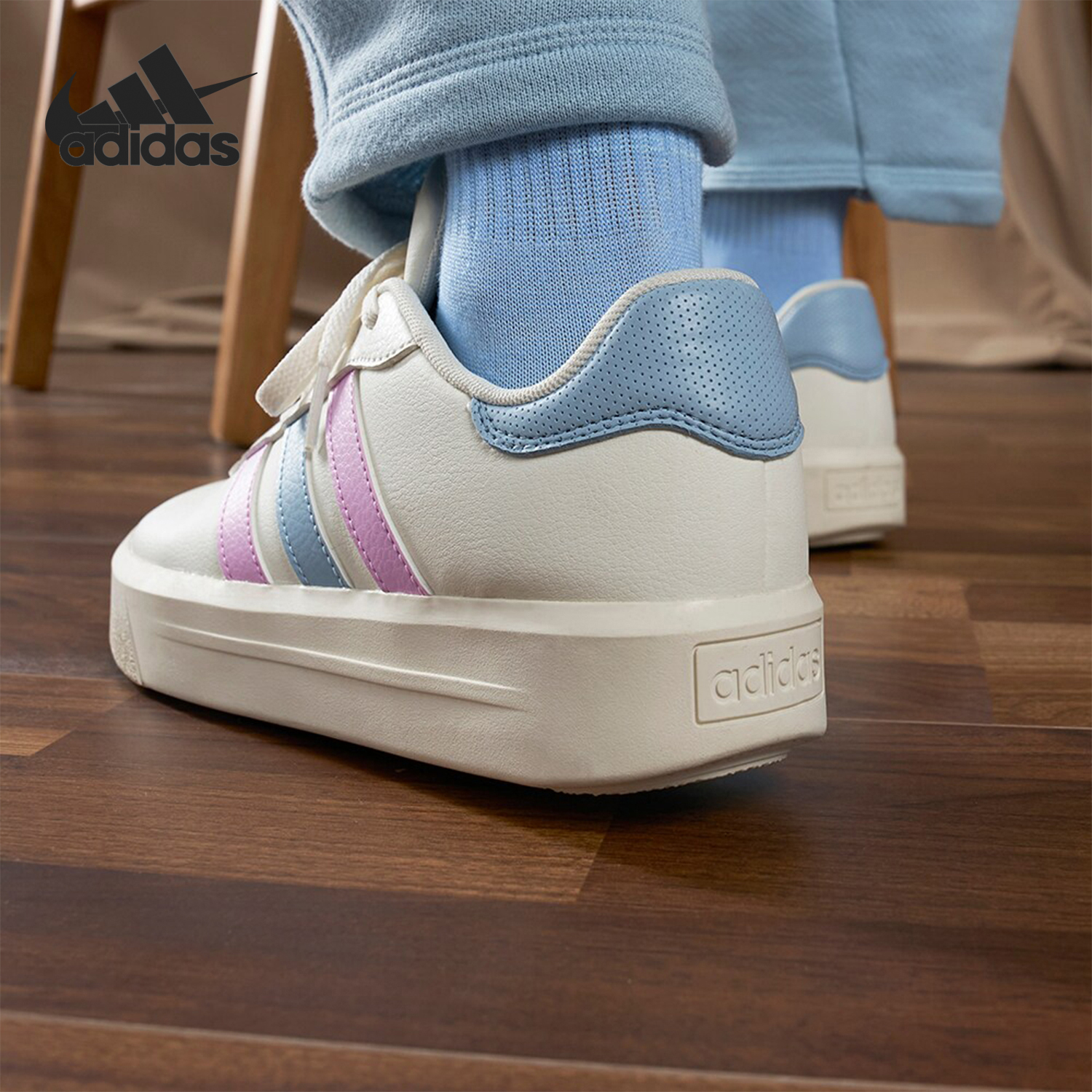 Adidas/阿迪达斯正品COURT PLATFORM女士经典耐磨板鞋IE9987