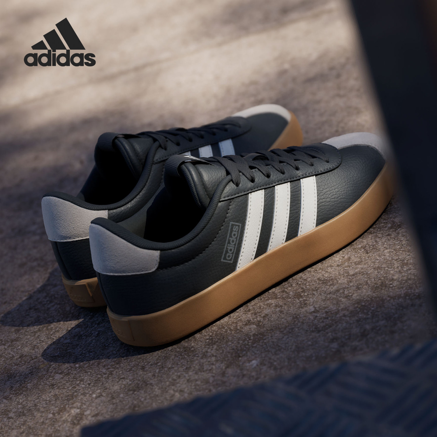 Adidas/阿迪达斯正品秋冬新款女士经典休闲运动德训鞋JS0504