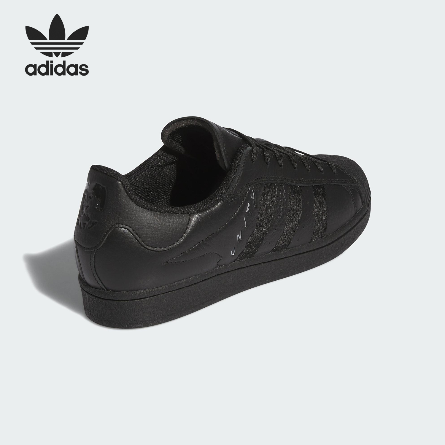 Adidas/阿迪达斯正品三叶草男女低帮系带运动休闲板鞋ID8723