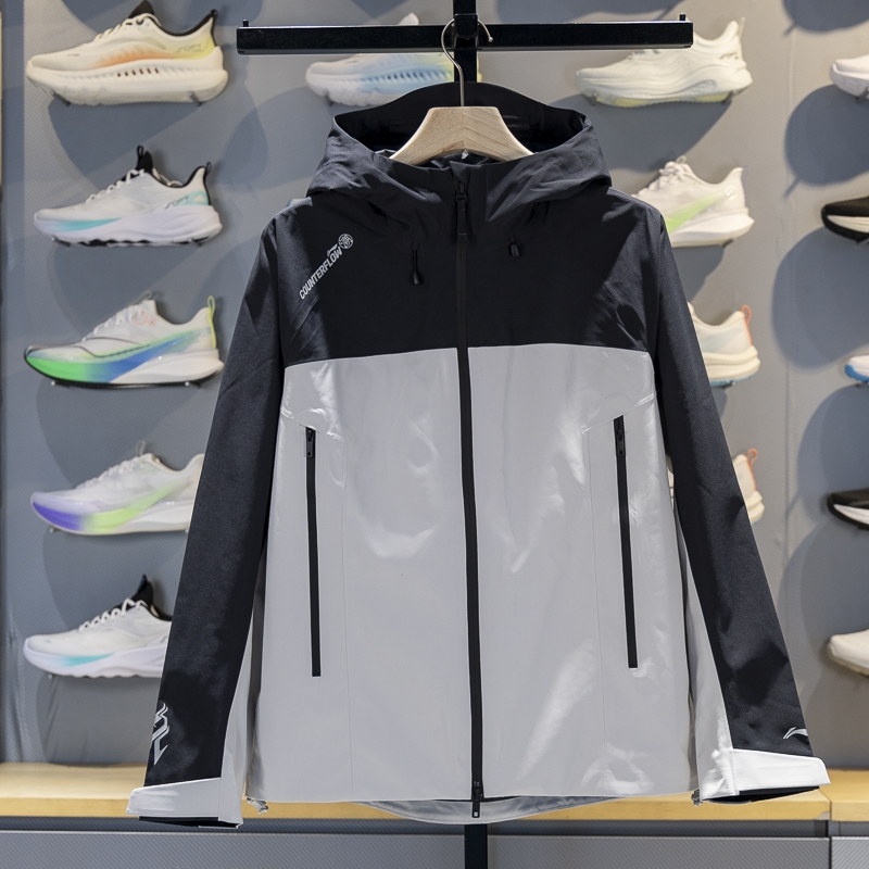 李宁正品秋季新款男女户外运动防风宽松梭织连帽冲锋衣AEMV033-8