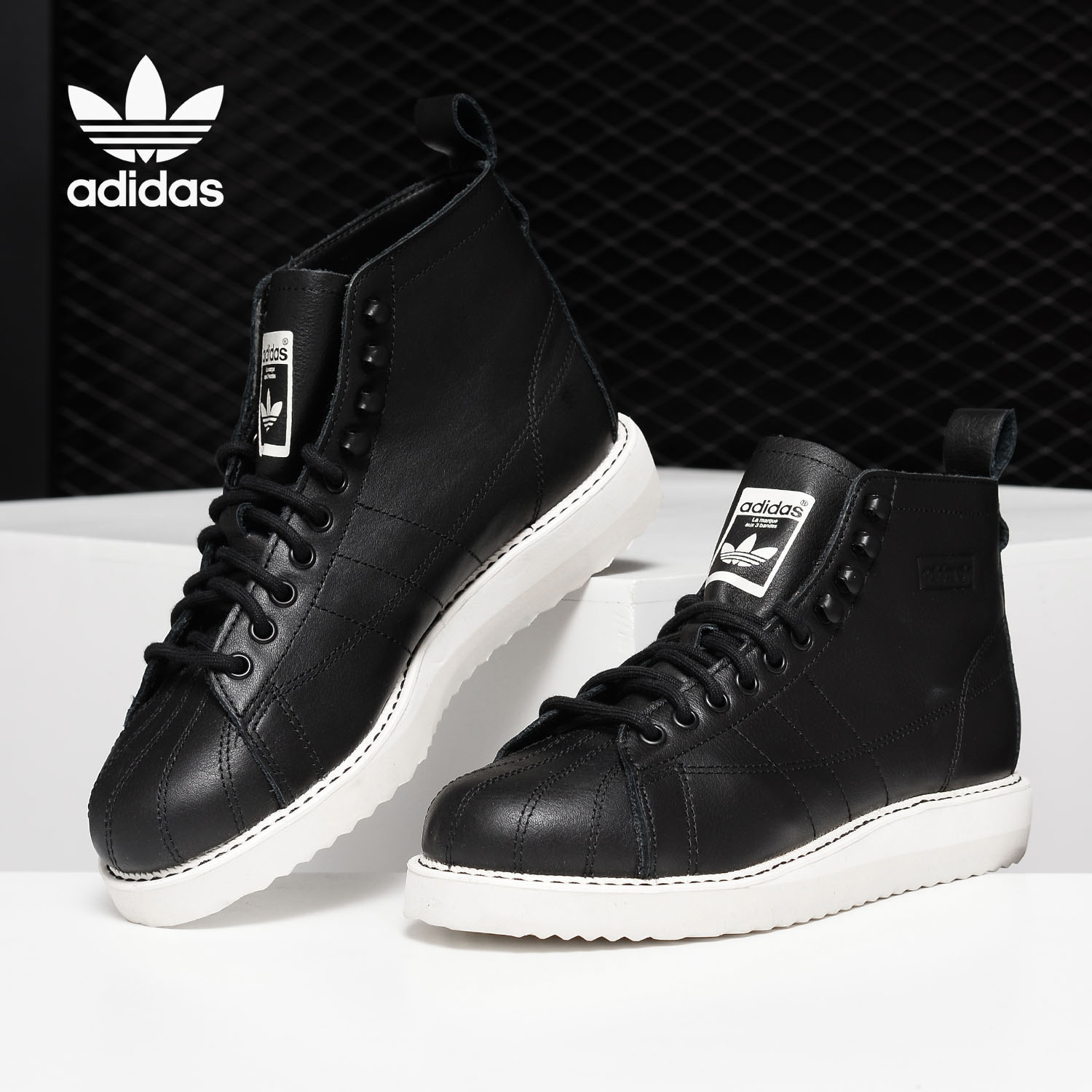 休闲板鞋Adidas/阿迪达斯