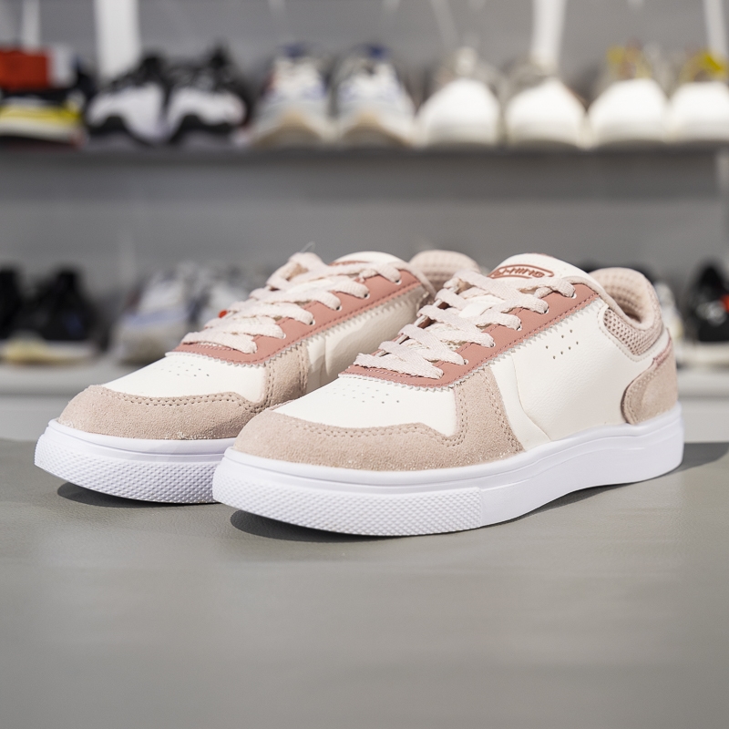 Lining/李宁正品潮流百搭时尚透气耐磨防滑女子经典休闲鞋AGCR194