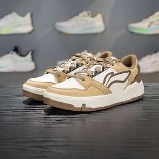 AGCV269 李宁正品 男子复古休闲百搭耐磨日常板鞋 新款 2025冬季