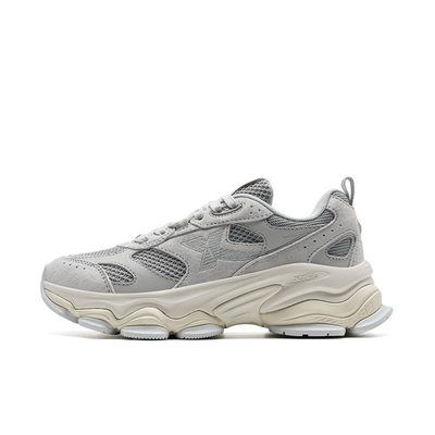 特步山海休闲鞋2025新款女子舒适百搭耐磨复古老爹鞋875118320006