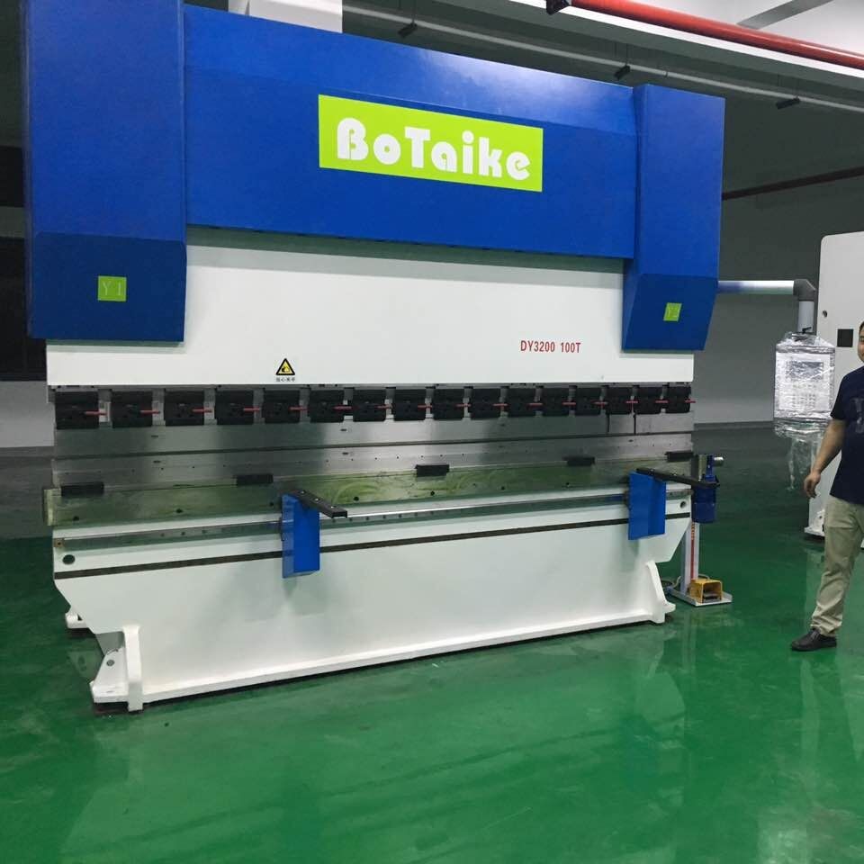 上海。苏州。太仓。张家港。常熟。吴江数控折弯机