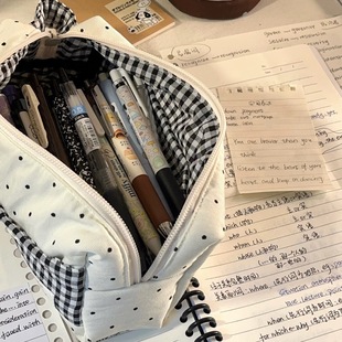 ins风波点软绵绵慕斯手提笔袋女生韩版高颜值大容量铅笔盒文具袋