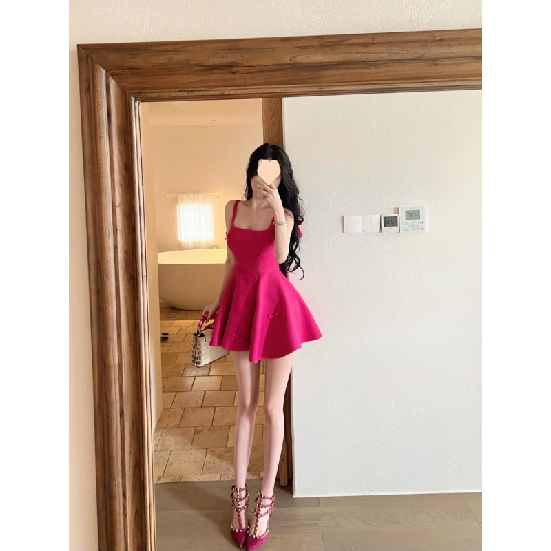 法式气质连衣裙女小个子高级感精致名媛千金风蝴蝶结礼服吊带裙子