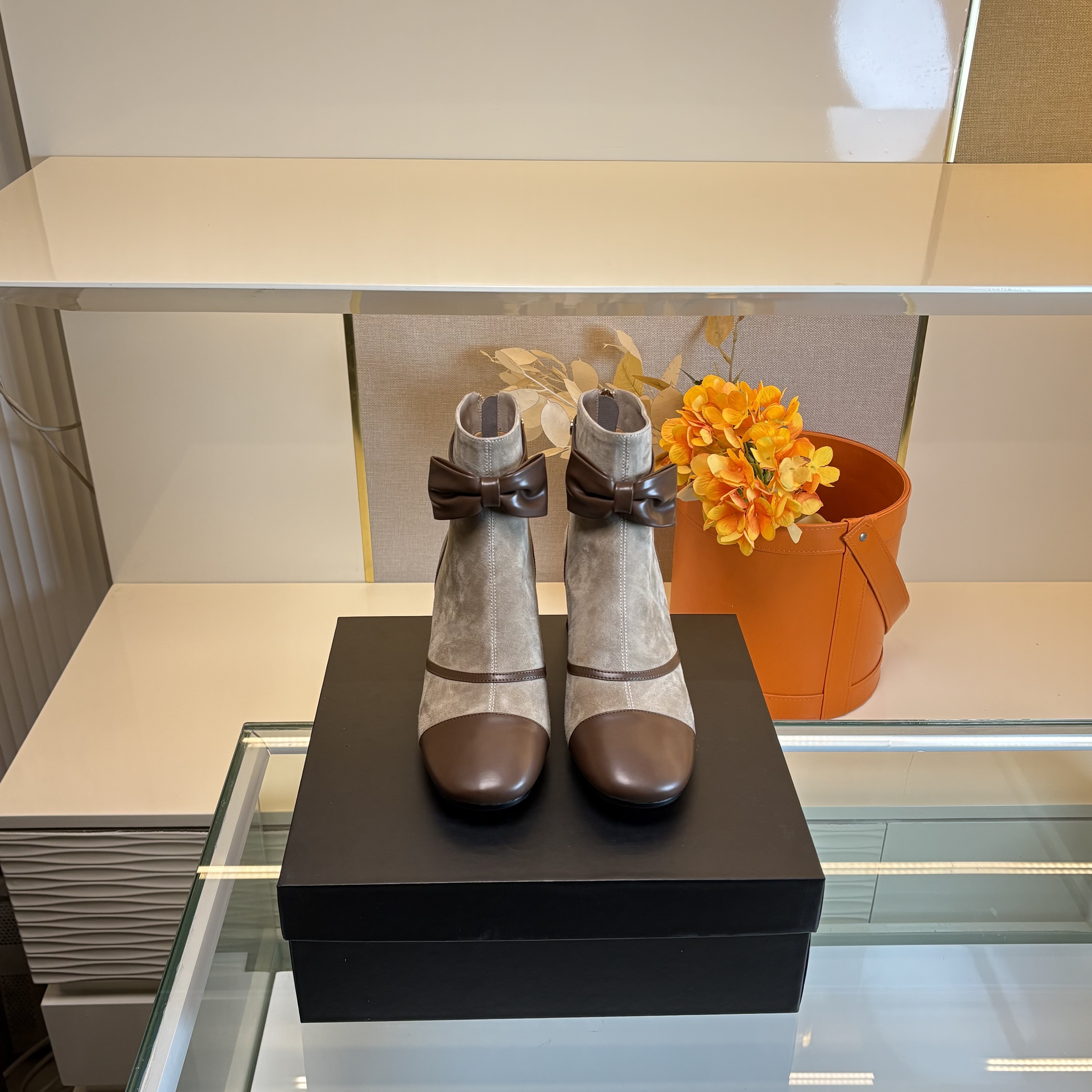 范戈希跟6cm羊皮秋季圆头后拉链短靴时装靴粗跟时尚百搭买1赠3